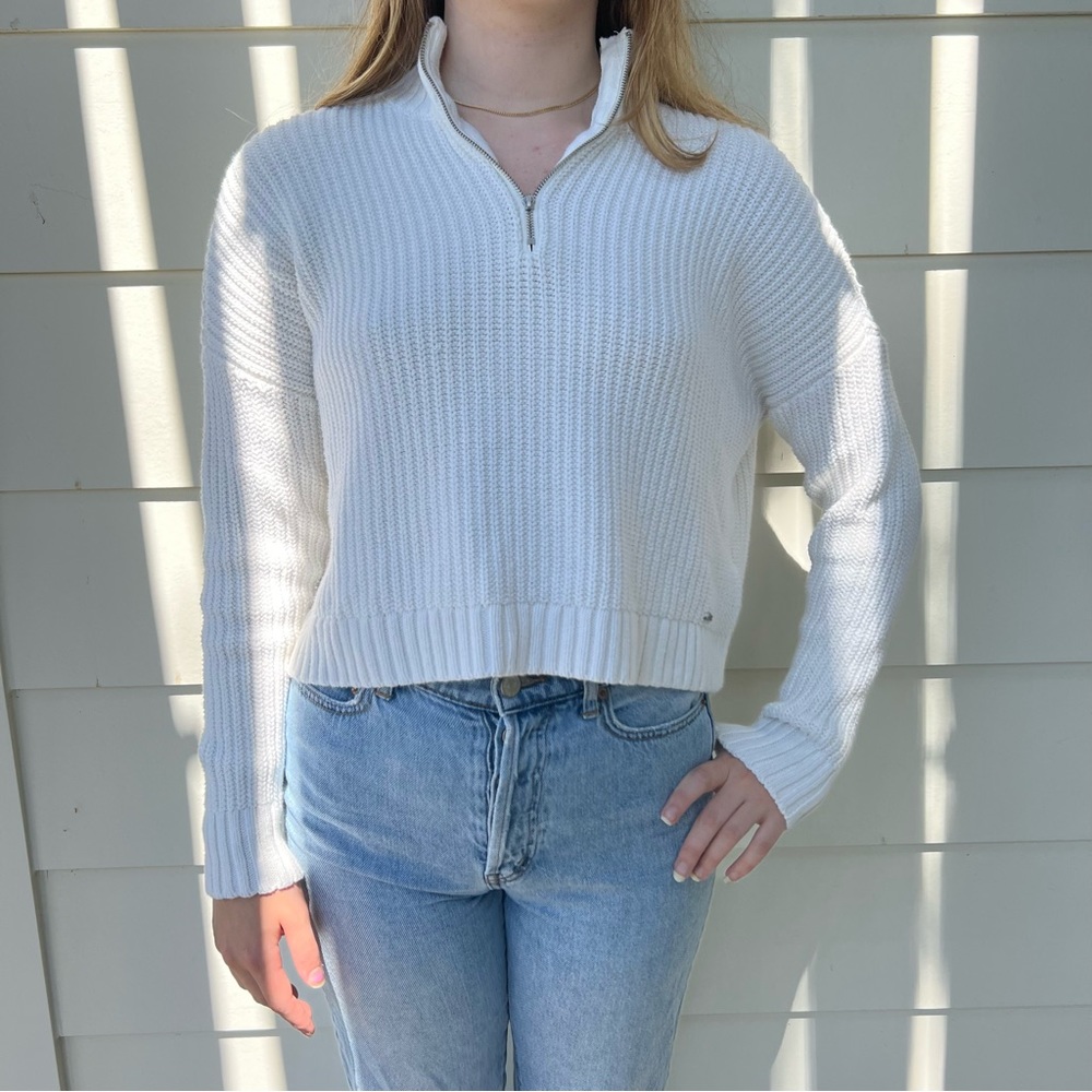 White collared knit zip sweater